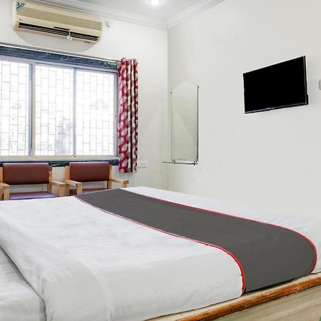 Collection O Shreya Hotel Talegaon Dabhade Kültér fotó