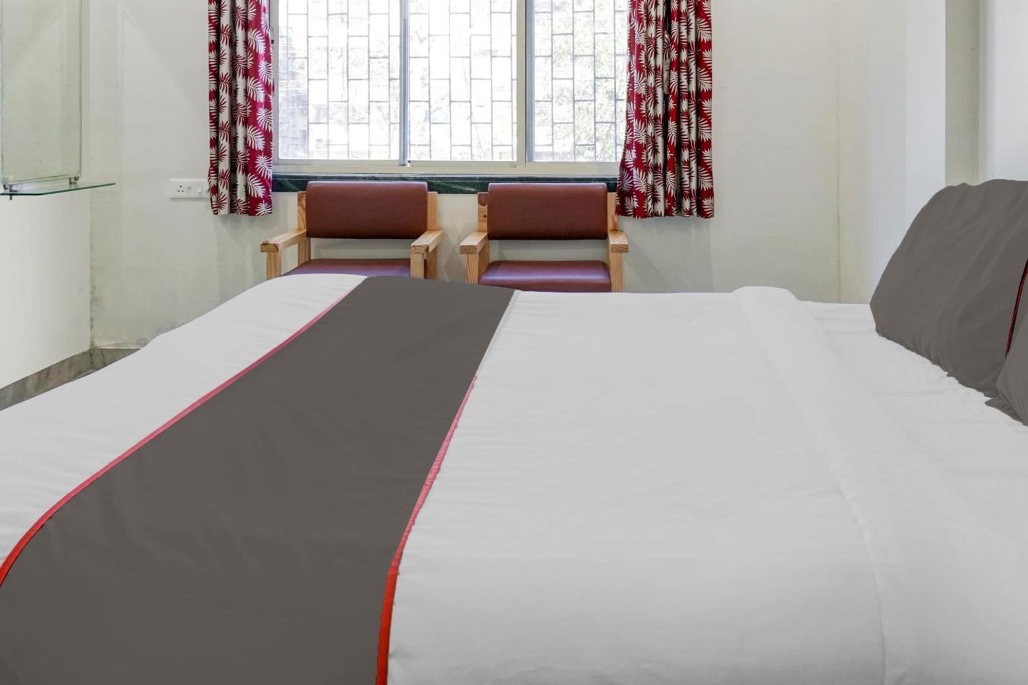 Collection O Shreya Hotel Talegaon Dabhade Kültér fotó