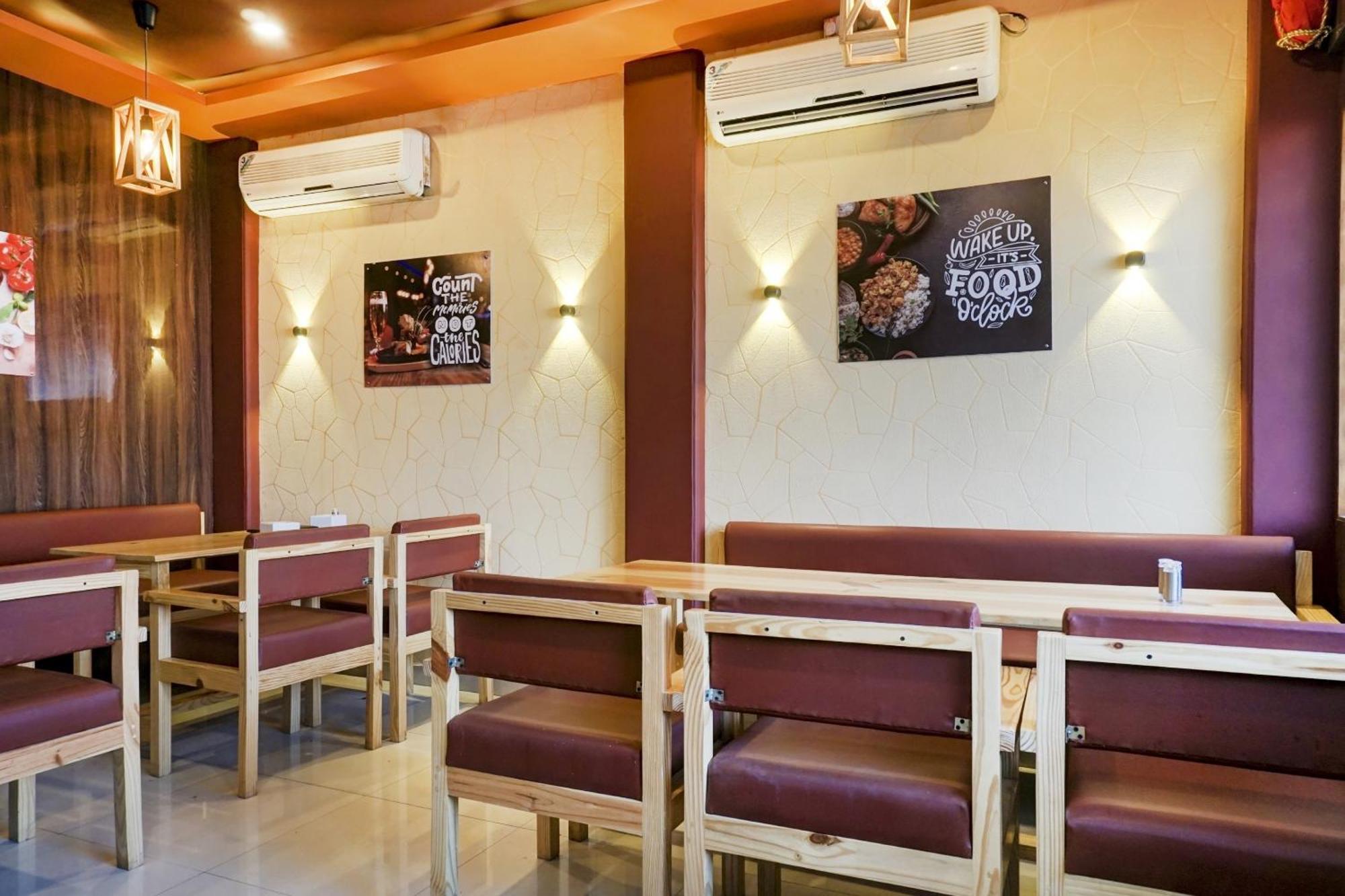 Collection O Shreya Hotel Talegaon Dabhade Kültér fotó