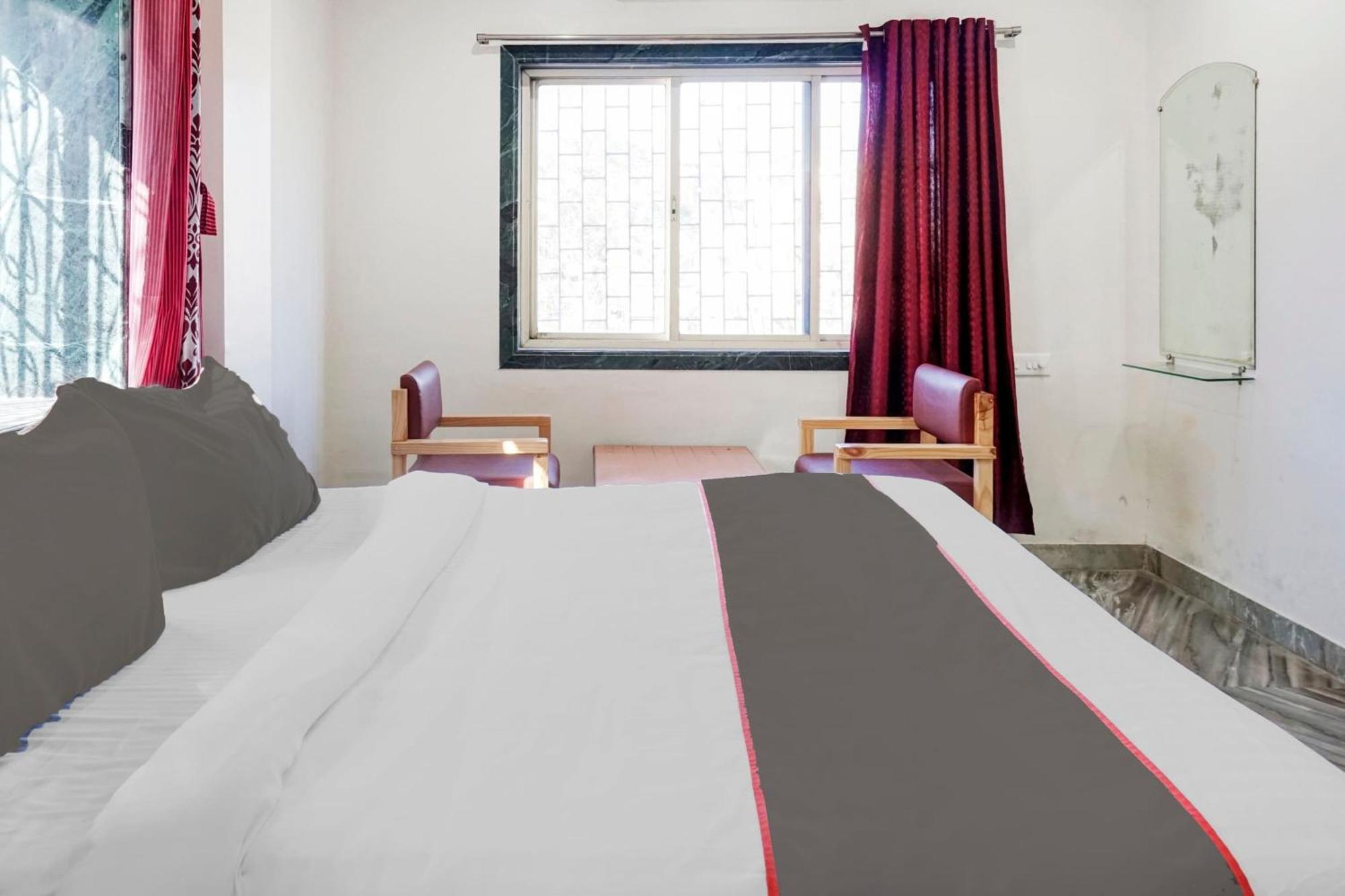 Collection O Shreya Hotel Talegaon Dabhade Kültér fotó